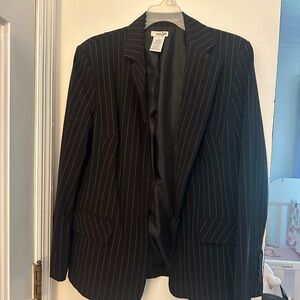 East 5th Black Striped Blazer
